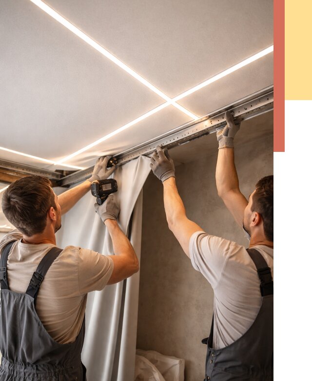 Монтаж натяжного потолка со световыми линиями в Королев от 1248 руб. | ОТДЕЛОЧНИК-Кор